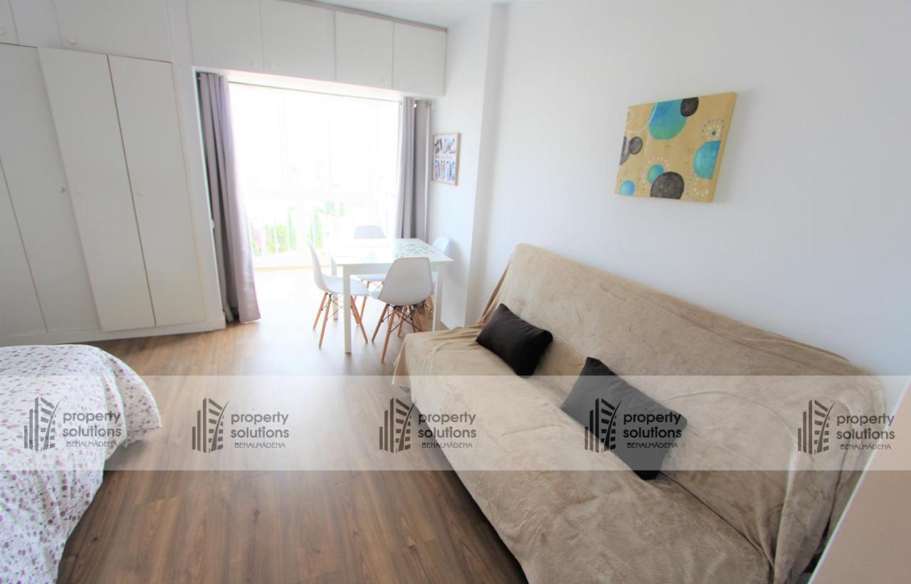 712 Iris Apartamentos - Vista Al Mar - A 10 Min De La Playa Caminando Y 5 Min Del Centro بينالماذينا المظهر الخارجي الصورة