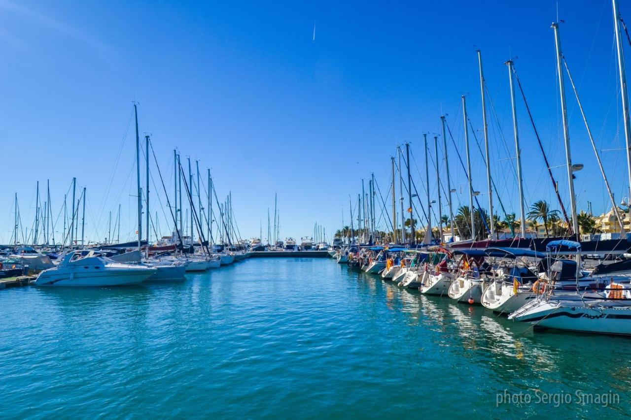 712 Iris Apartamentos - Vista Al Mar - A 10 Min De La Playa Caminando Y 5 Min Del Centro بينالماذينا المظهر الخارجي الصورة