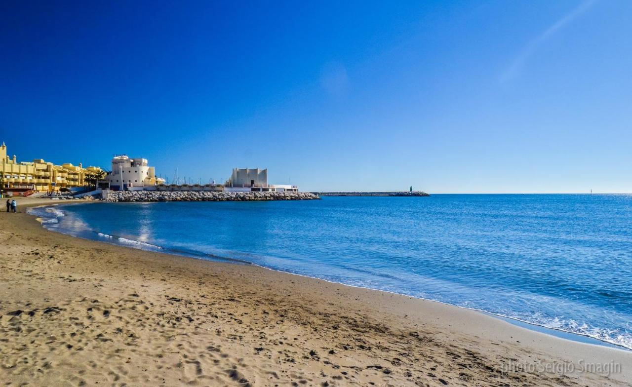 712 Iris Apartamentos - Vista Al Mar - A 10 Min De La Playa Caminando Y 5 Min Del Centro بينالماذينا المظهر الخارجي الصورة