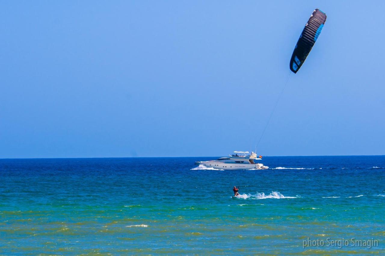712 Iris Apartamentos - Vista Al Mar - A 10 Min De La Playa Caminando Y 5 Min Del Centro بينالماذينا المظهر الخارجي الصورة