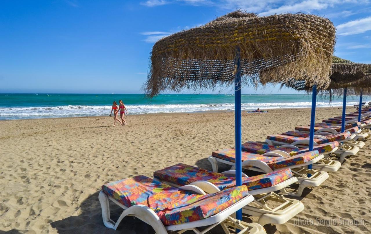 712 Iris Apartamentos - Vista Al Mar - A 10 Min De La Playa Caminando Y 5 Min Del Centro بينالماذينا المظهر الخارجي الصورة